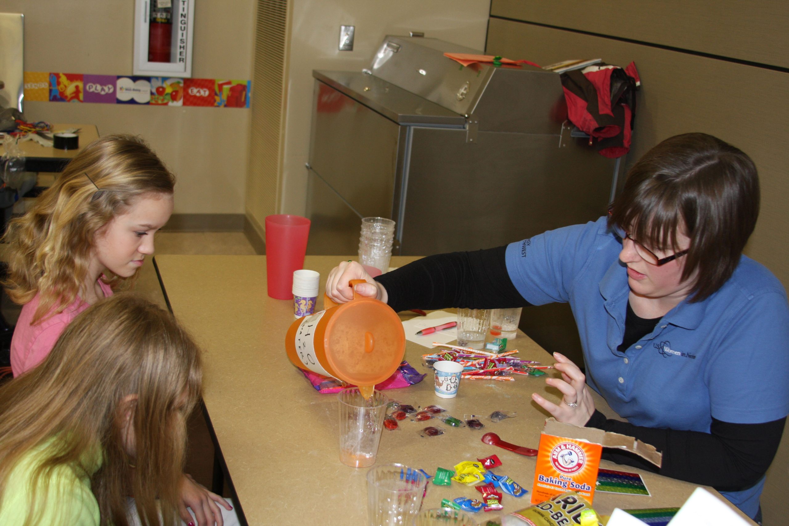USA’s Columbia shares science, engineering concepts with local children