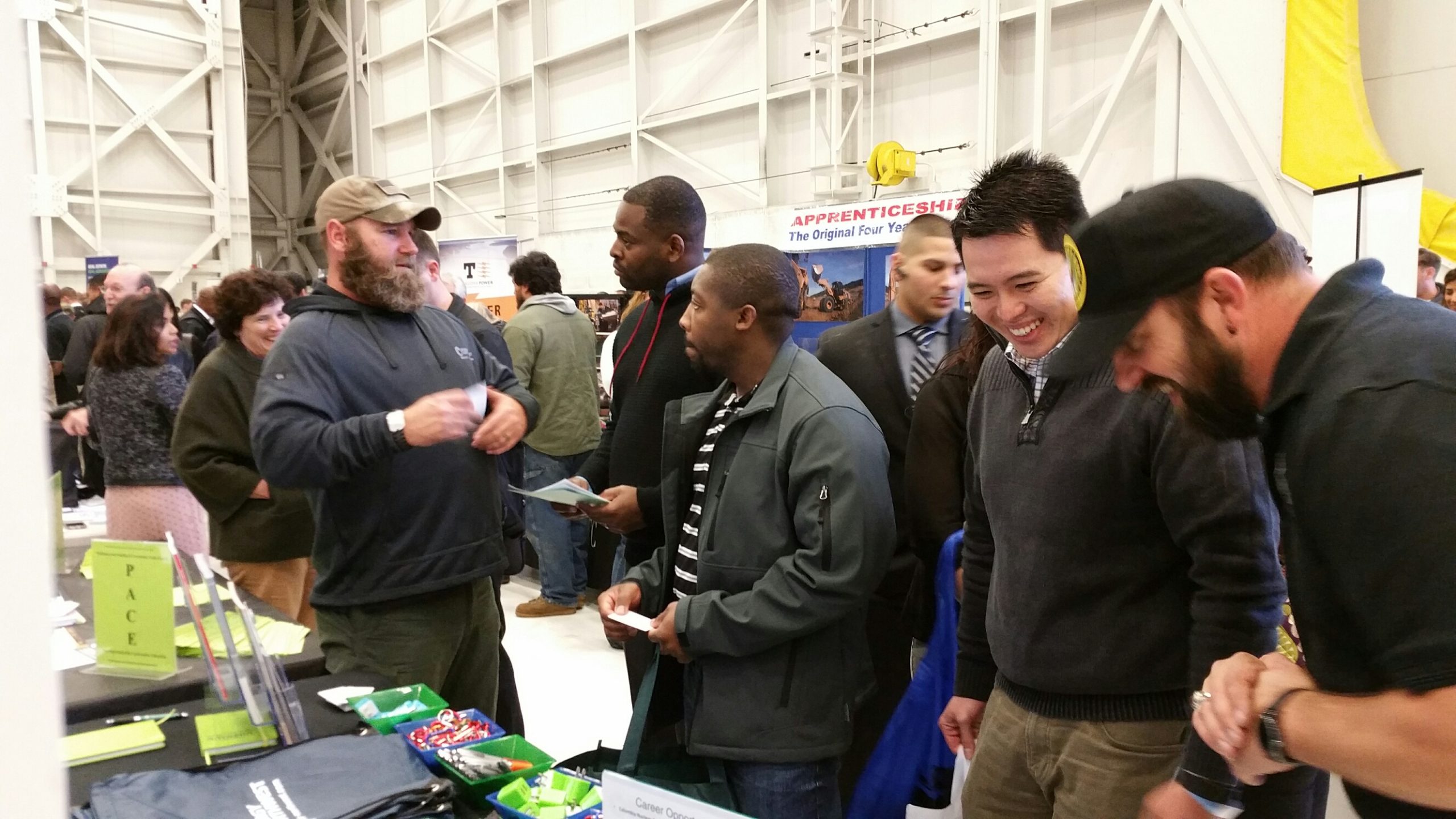 Highlighting Energy Northwest career opportunities to veterans